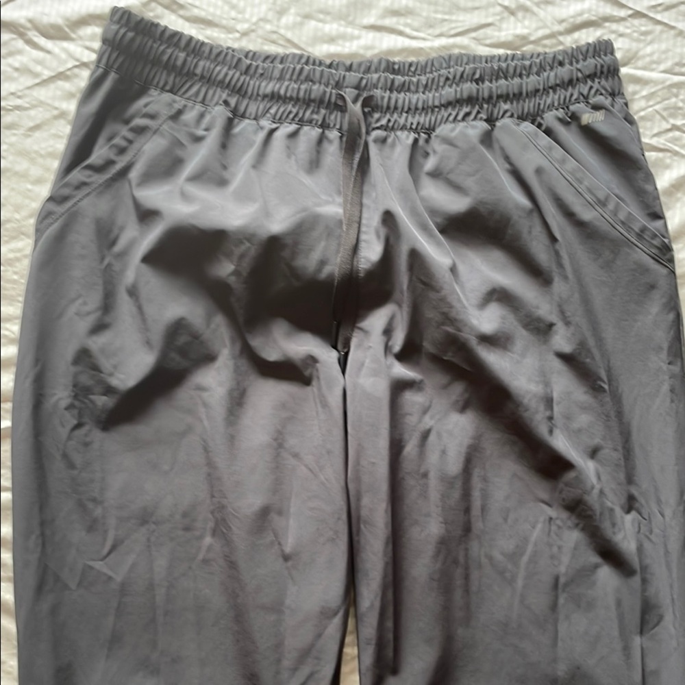 Woman’s Gray Pants